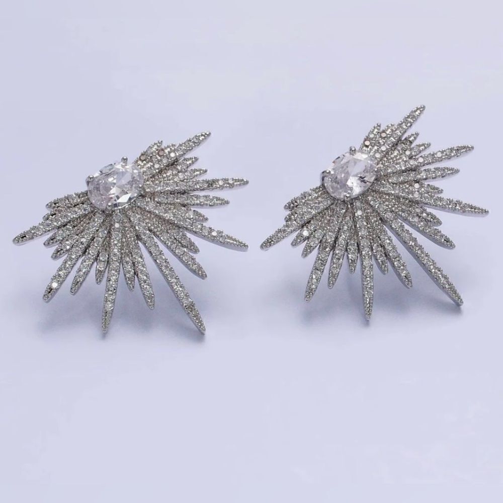 Silver statement stud  A232 - Picture 2 of 5